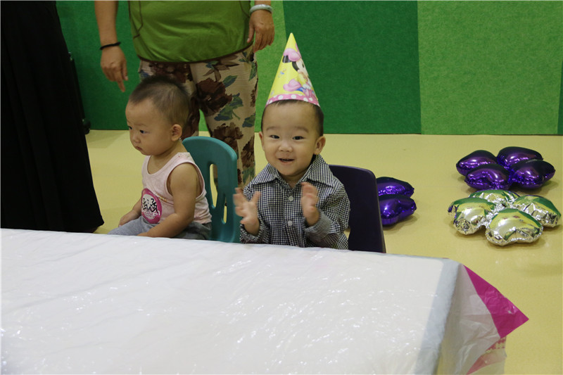 BBunion国际早教邯郸中心活动花絮：萌宝生日会